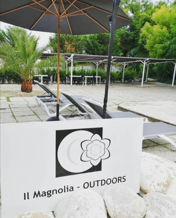 לינה וארוחת בוקר פרנקווילה אל מארה Il Magnolia מראה חיצוני תמונה
