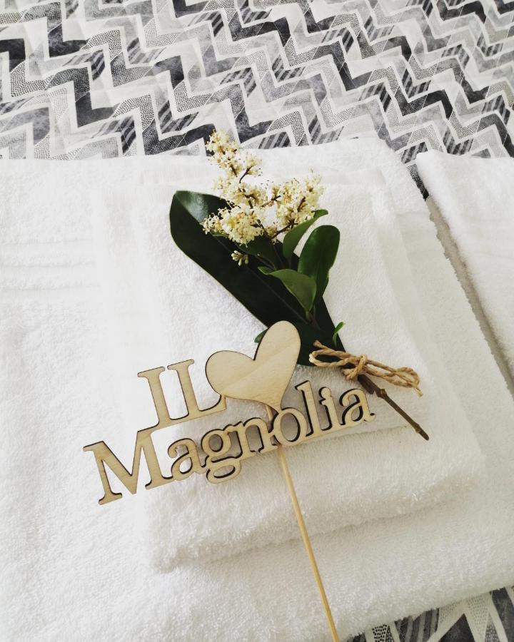 לינה וארוחת בוקר פרנקווילה אל מארה Il Magnolia מראה חיצוני תמונה